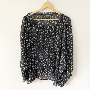 Grade & Gather Ditsy Floral Smocked Sleeves Top Size S/M